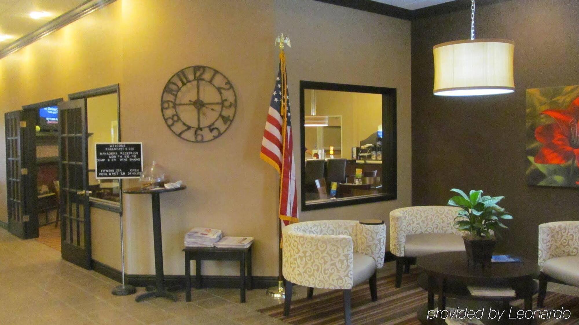 Holiday Inn Express Hotel & Suites Lexington By Ihg Экстерьер фото