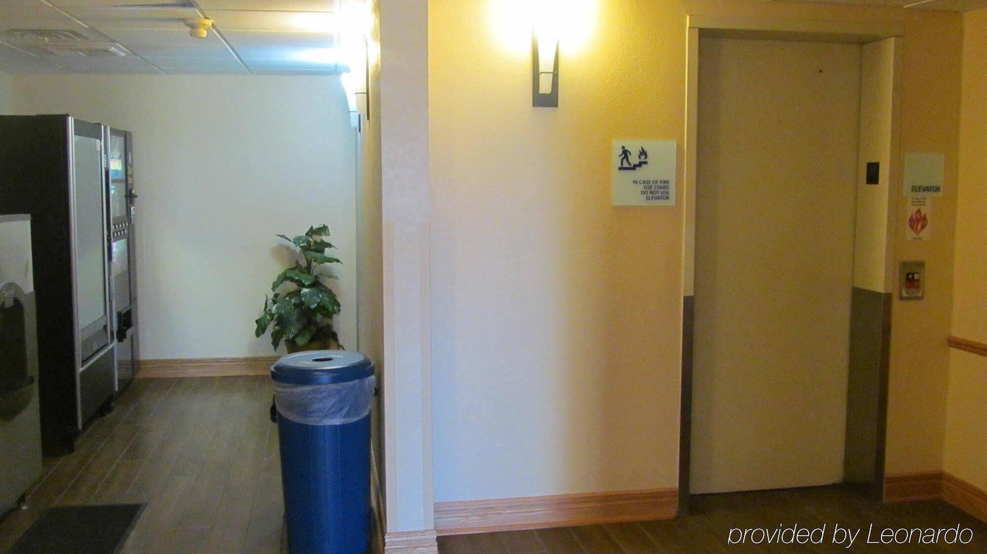 Holiday Inn Express Hotel & Suites Lexington By Ihg Экстерьер фото